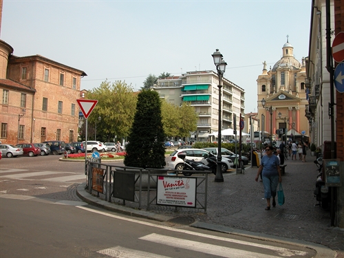 Piazza Cavour.